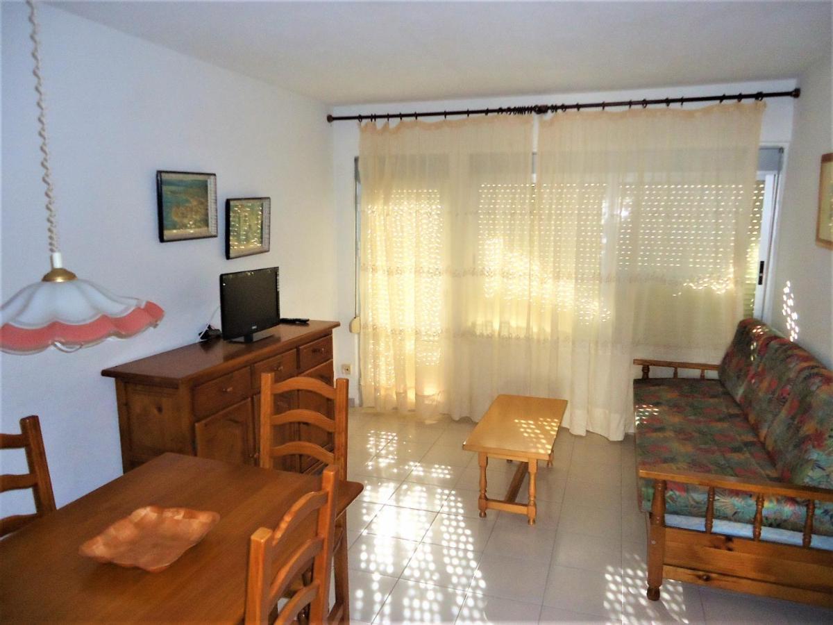 Les Doyes Residencial Lek Apartment *